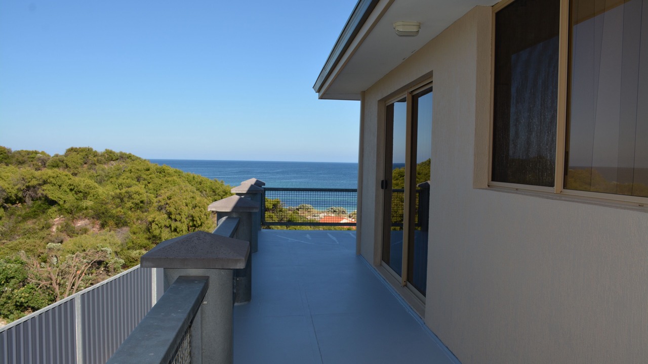 Photo of Patio Balcony in Peppermint Grove Beach