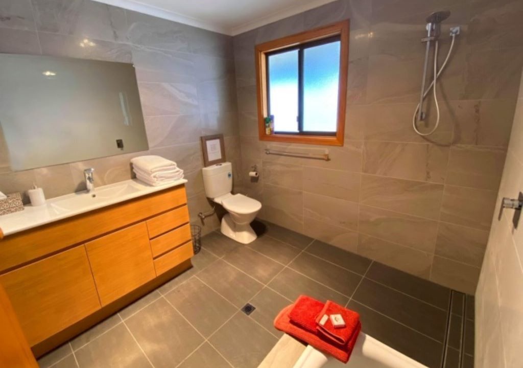 Photo of Bathroom in Port Victoria
