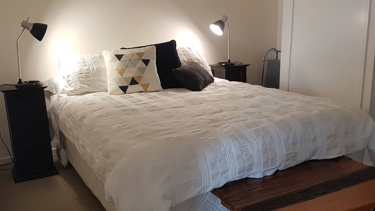 Photo of Bedroom in Howrah