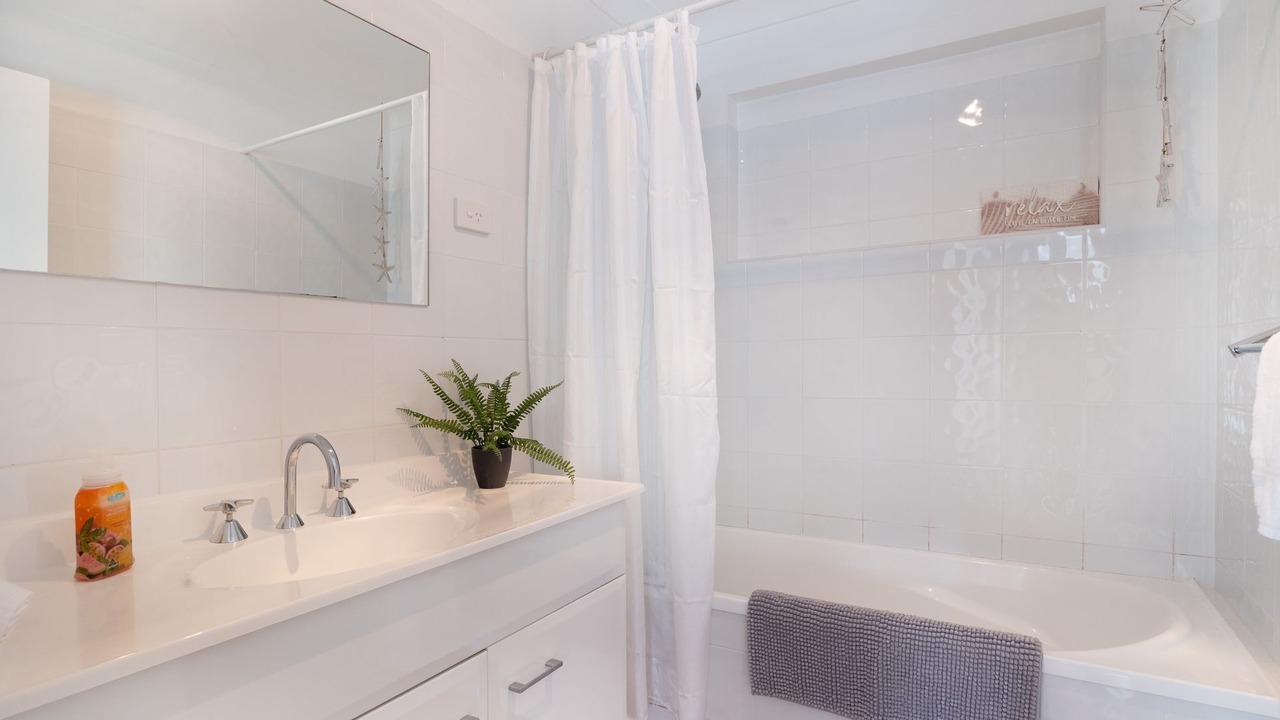 Photo of Bathroom in Mollymook Beach