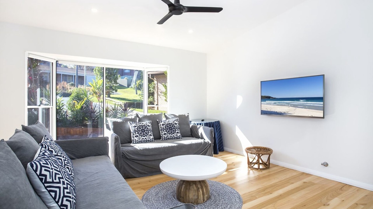 Photo of Livingroom in Mollymook Beach