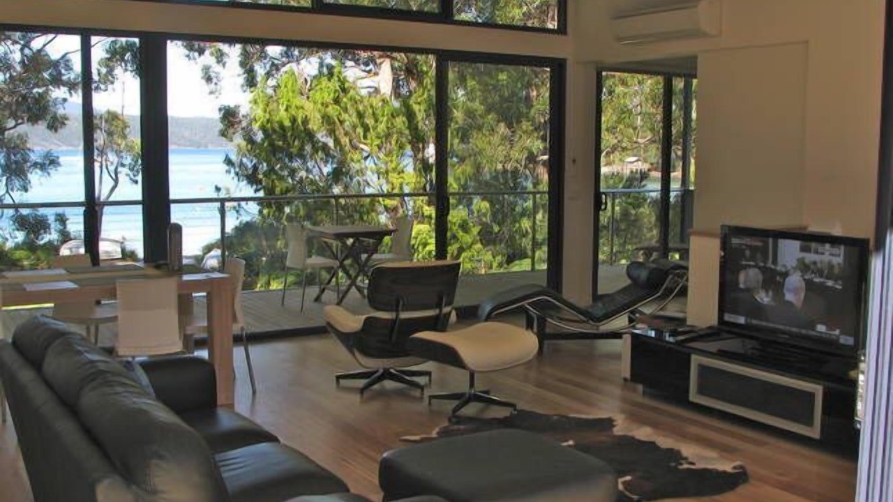 Photo of Livingroom in Port Arthur