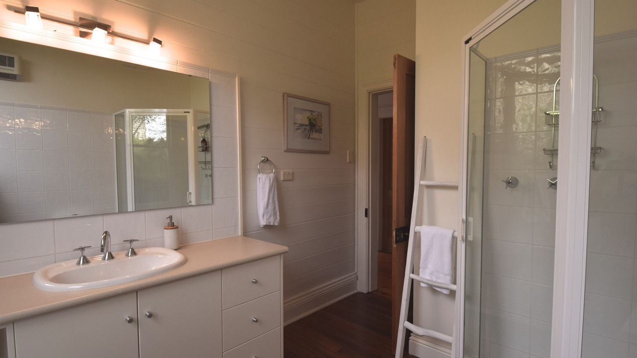Photo of Bathroom in Sullivan's Cove