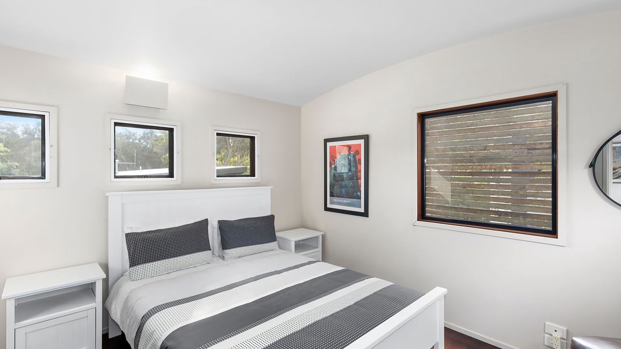 Photo of Bedroom in Emerald Beach