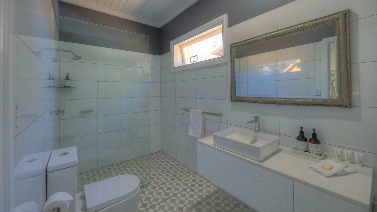 Photo of Bathroom in Matheson
