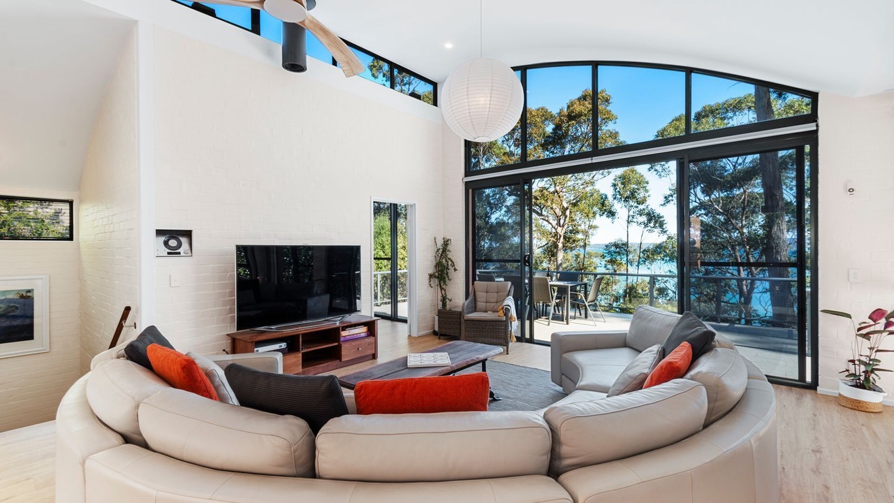 Photo of Livingroom in Long Beach