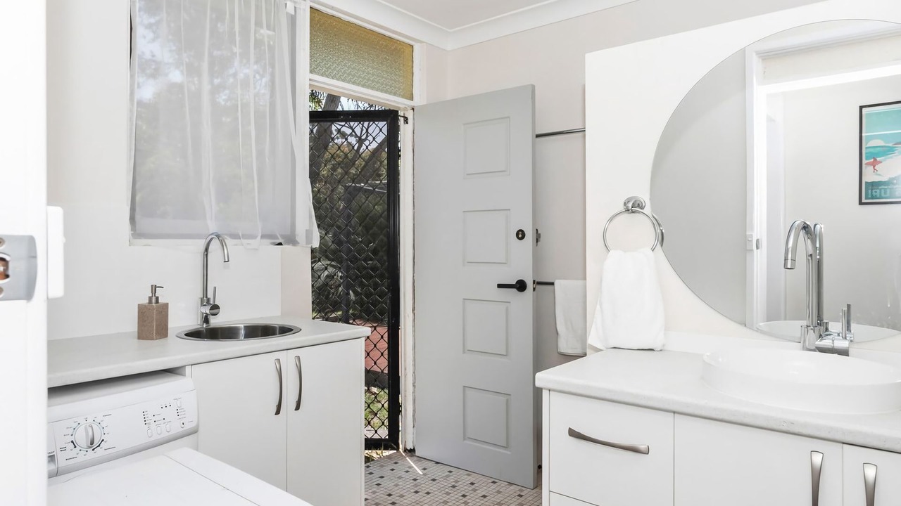Photo of Bathroom in Narrawallee