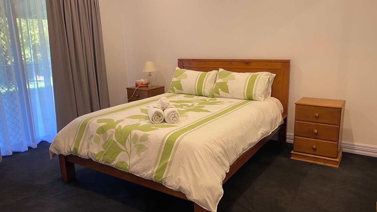 Photo of Bedroom in Kingscote