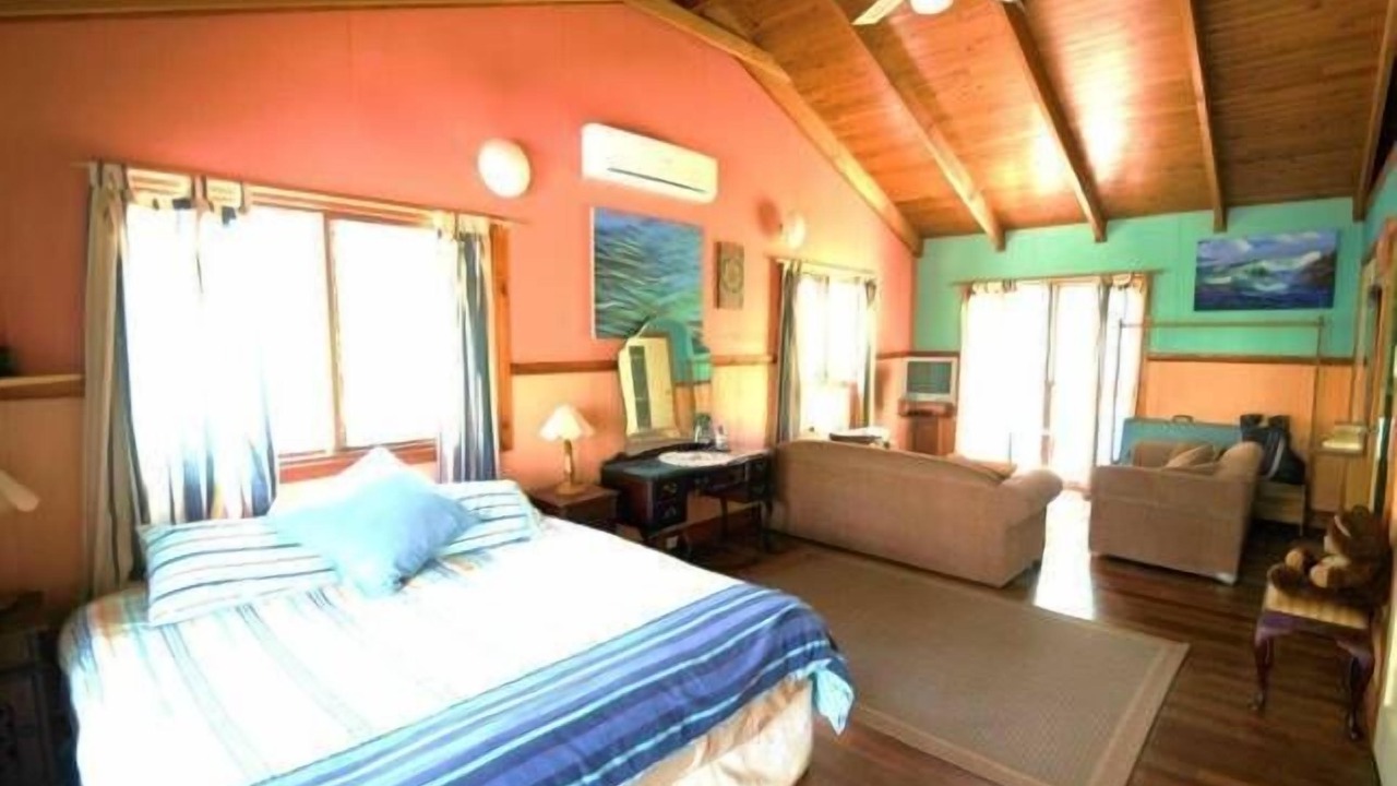 Photo of Bedroom in Hyland Park