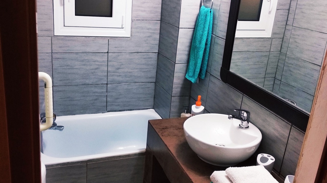 Photo of Bathroom in Korinthos