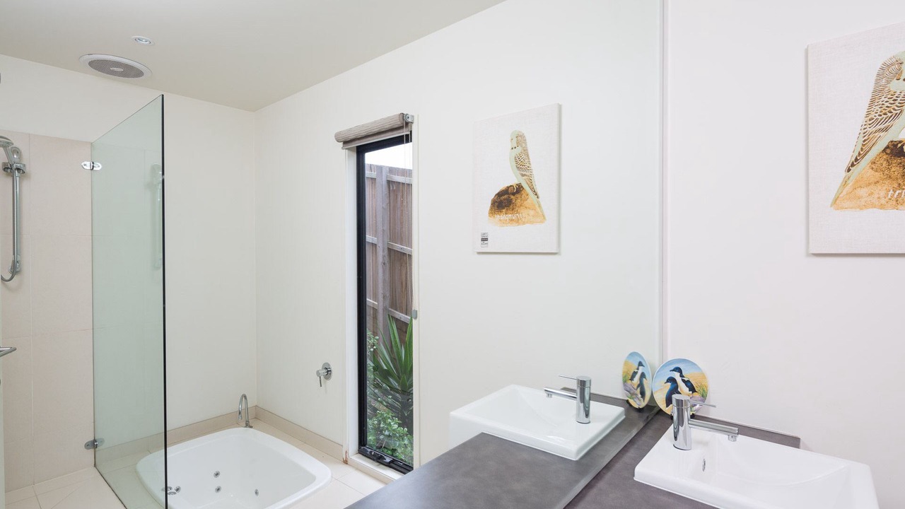 Photo of Bathroom in Cape Woolamai