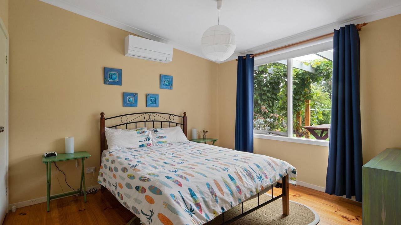Photo of Bedroom in Cowes