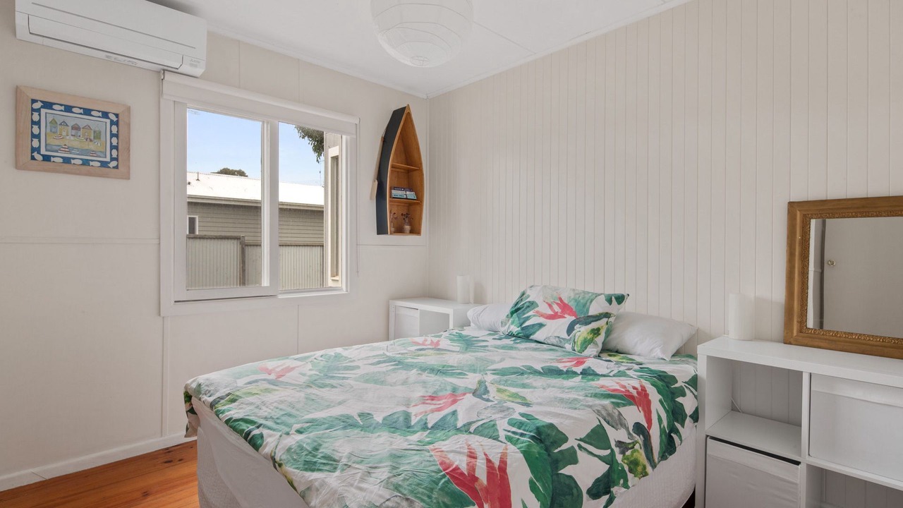 Photo of Bedroom in Cowes