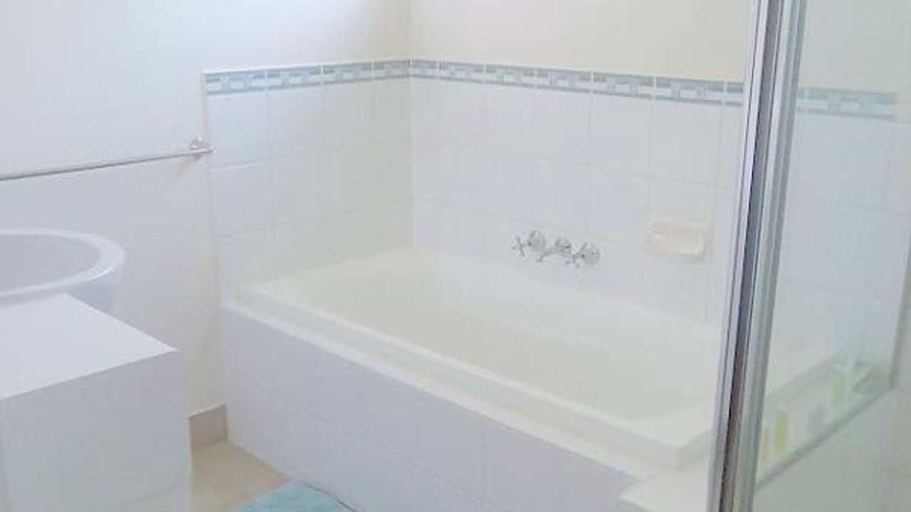 Photo of Bathroom in Ventnor