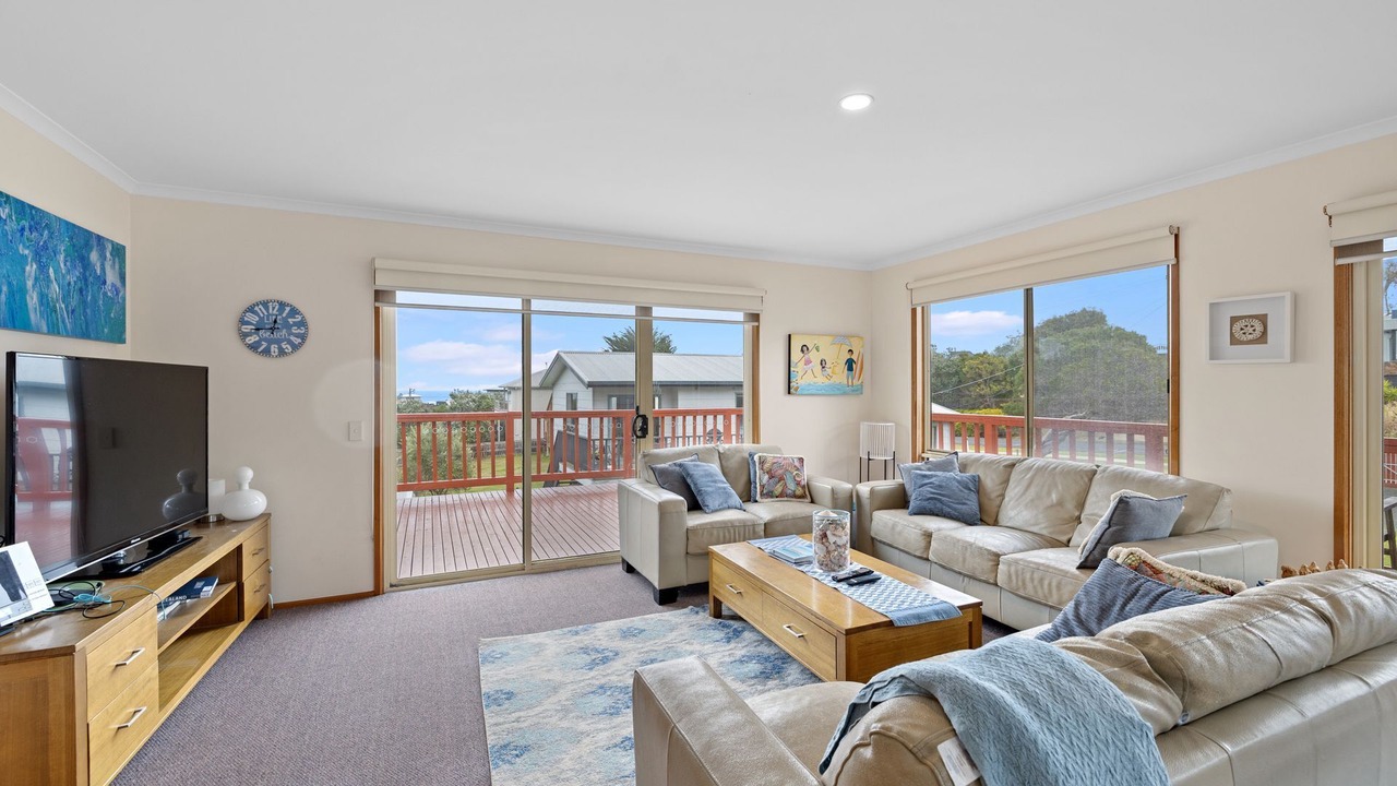 Photo of Livingroom in Smiths Beach