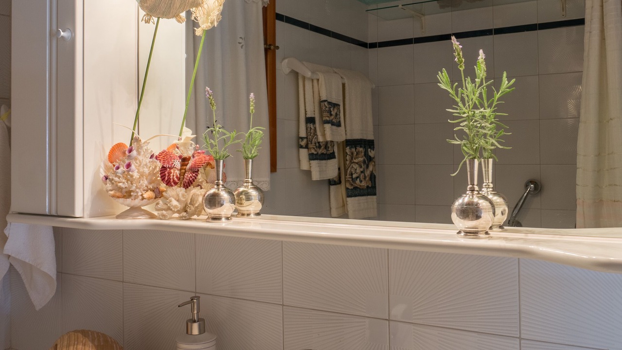 Photo of Bathroom in Marathon