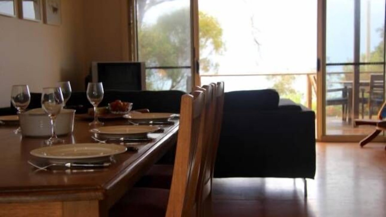 Photo of Others in Emu Bay