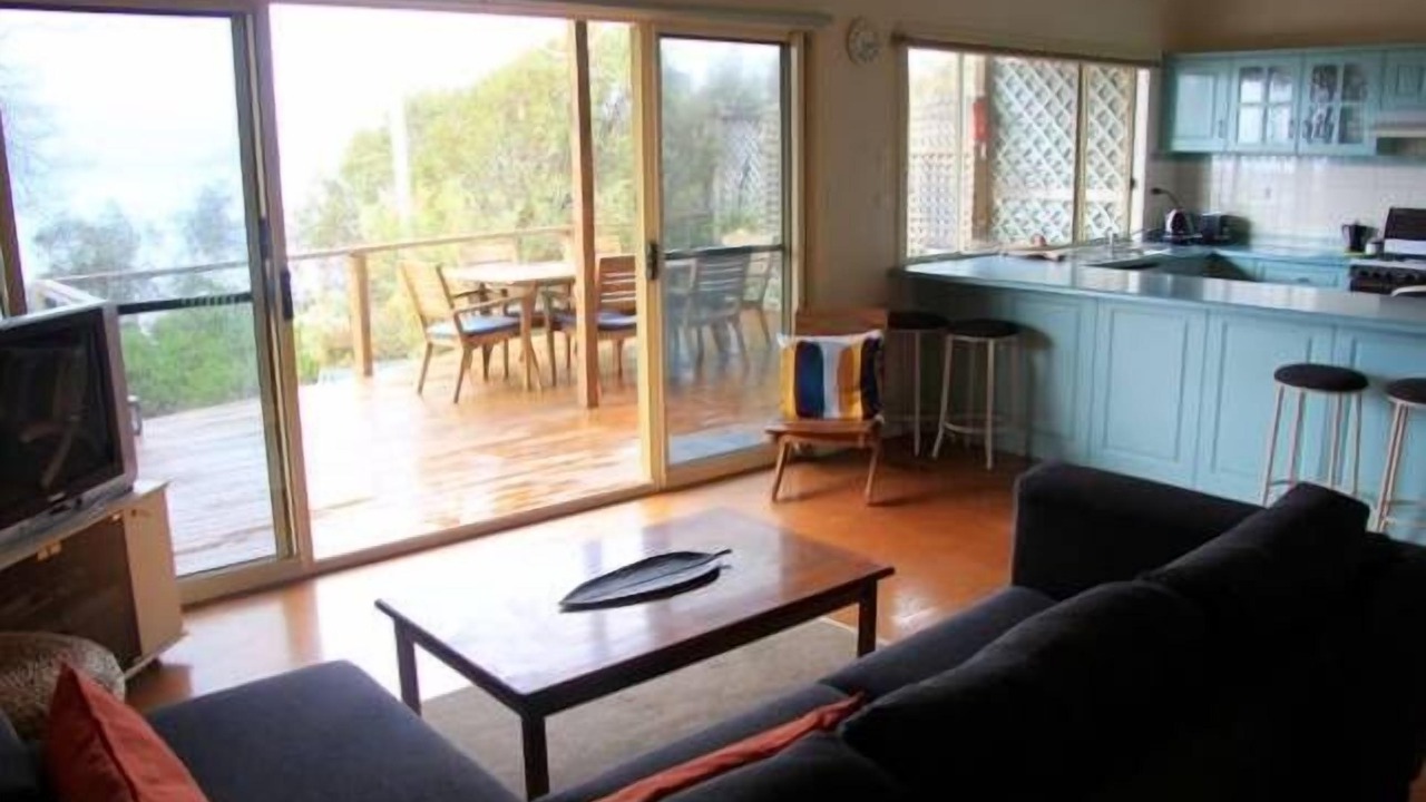 Photo of Livingroom in Emu Bay