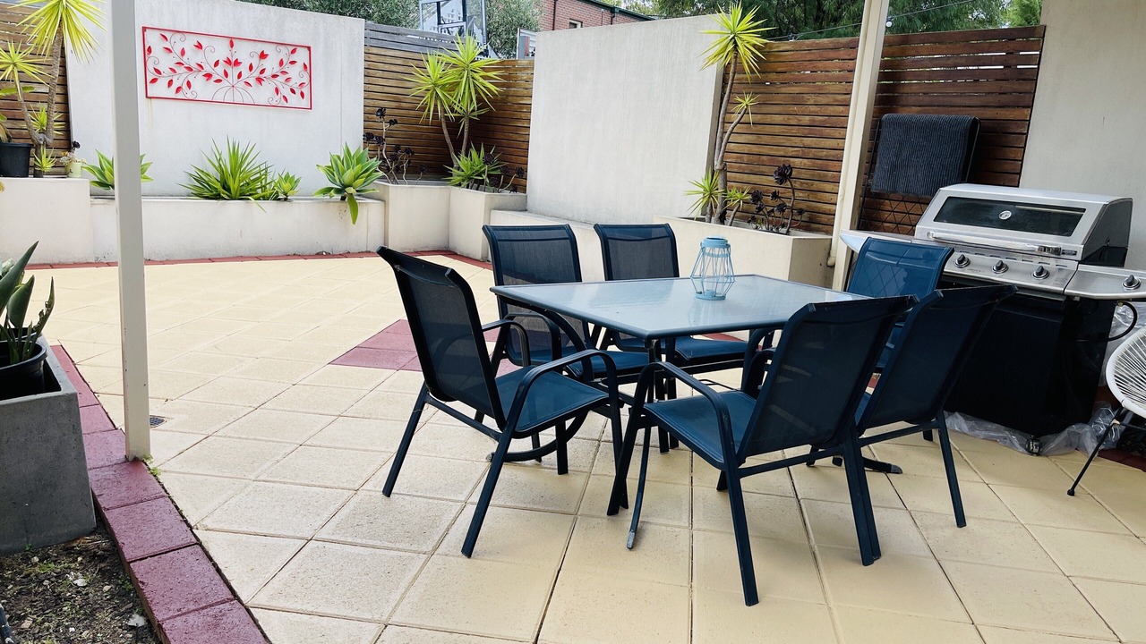 Photo of Outdoor in Kensington
