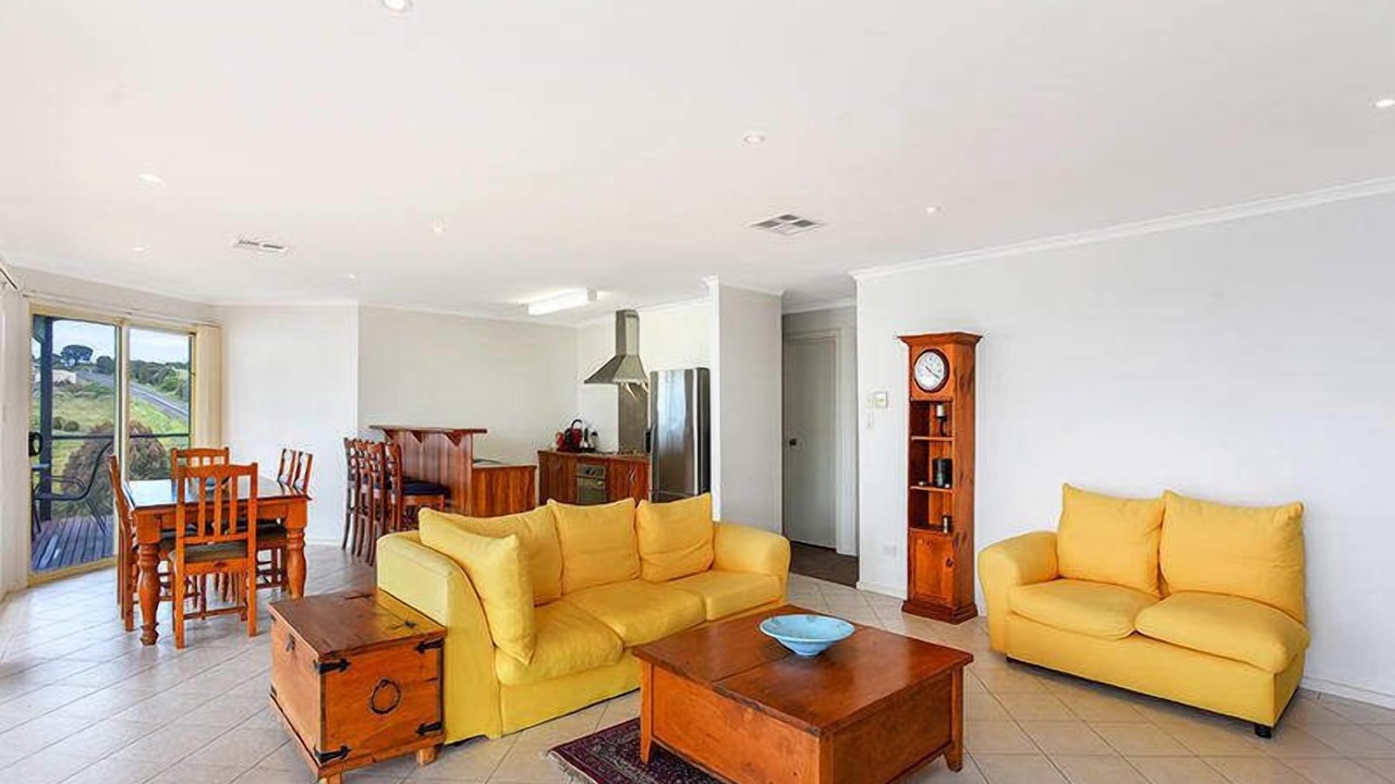 Photo of Livingroom in Encounter Bay