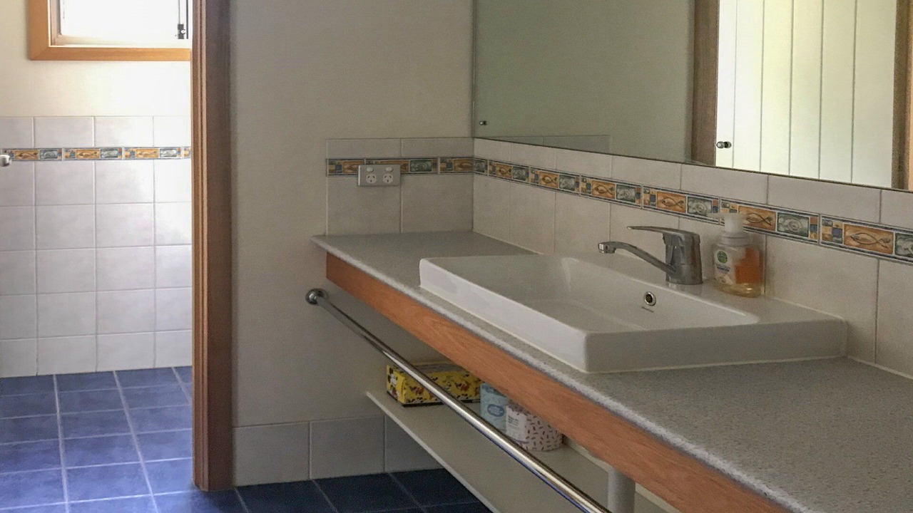 Photo of Bathroom in Lake Wangary