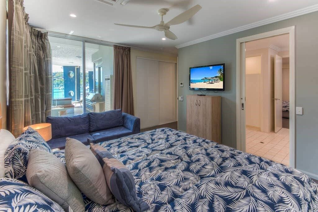 Photo of Others in Hamilton Island