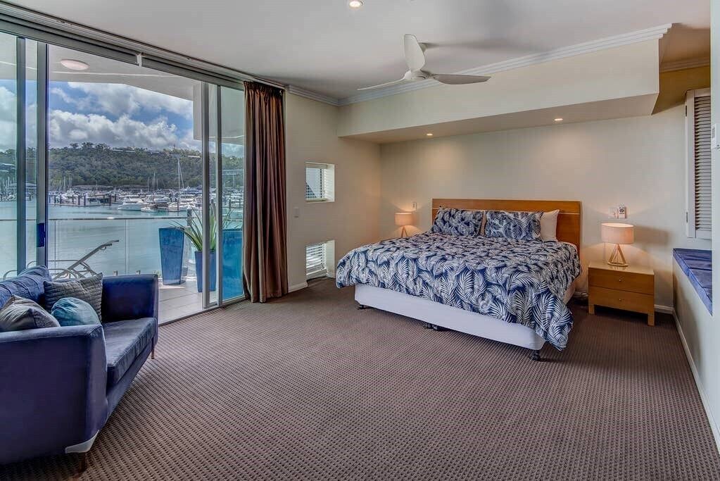 Photo of Others in Hamilton Island