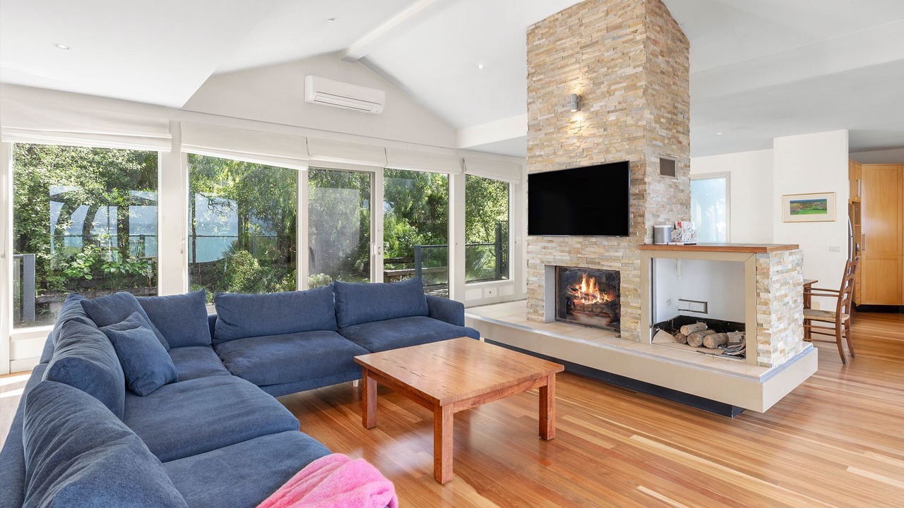 Photo of Livingroom in Lorne