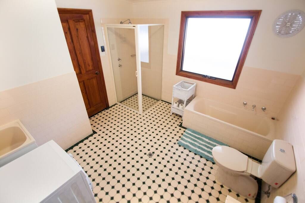 Photo of Bathroom in Swanport