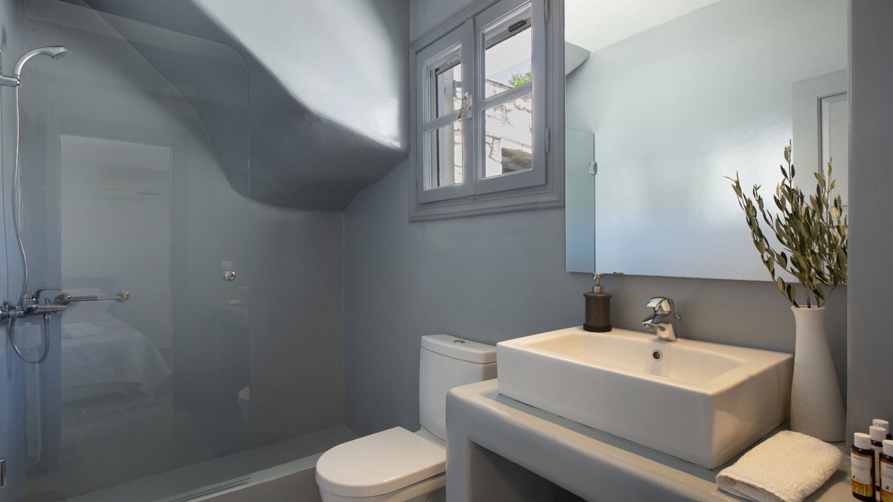Photo of Bathroom in Paros