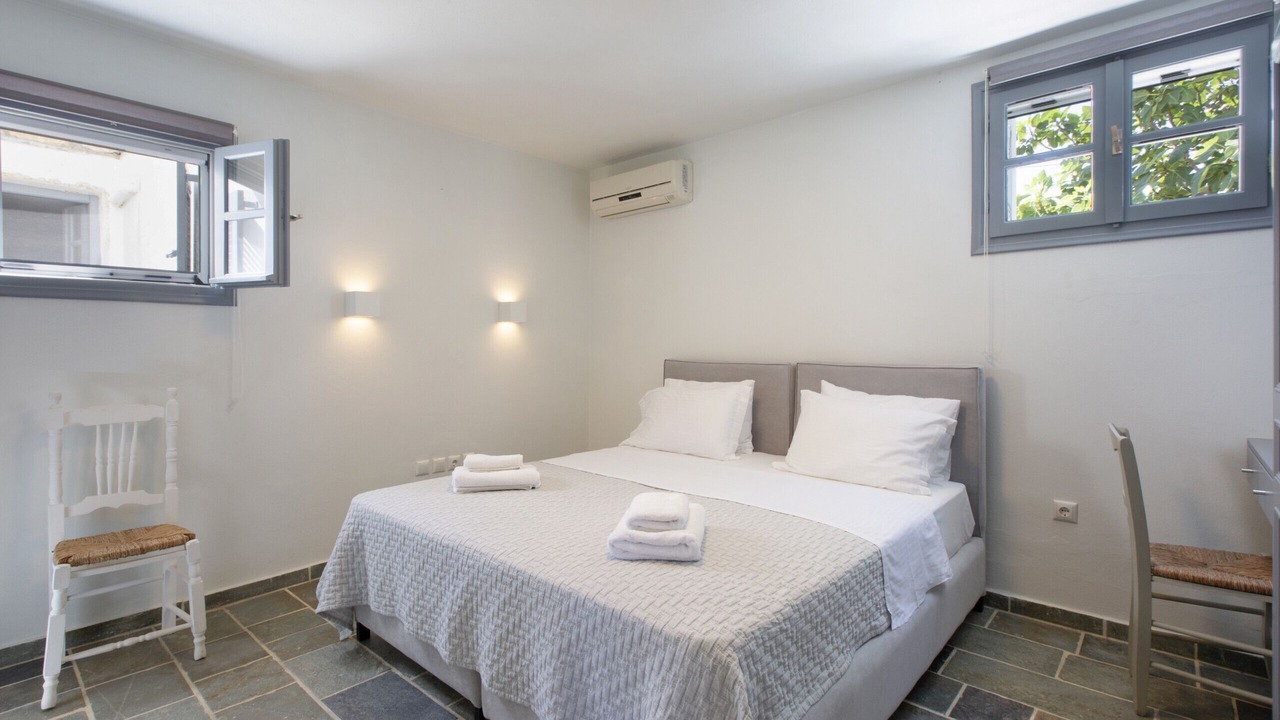 Photo of Bedroom in Paros