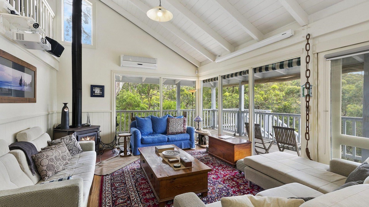 Photo of Livingroom in Lorne