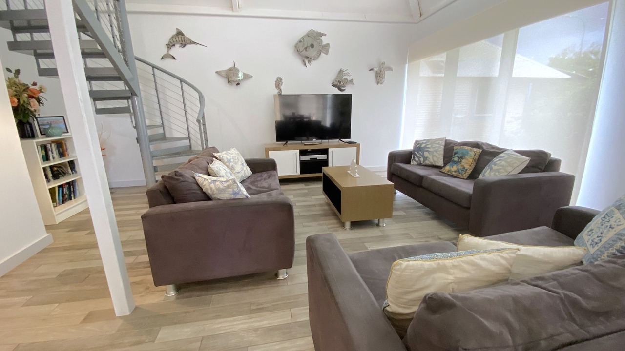 Photo of Livingroom in Exmouth