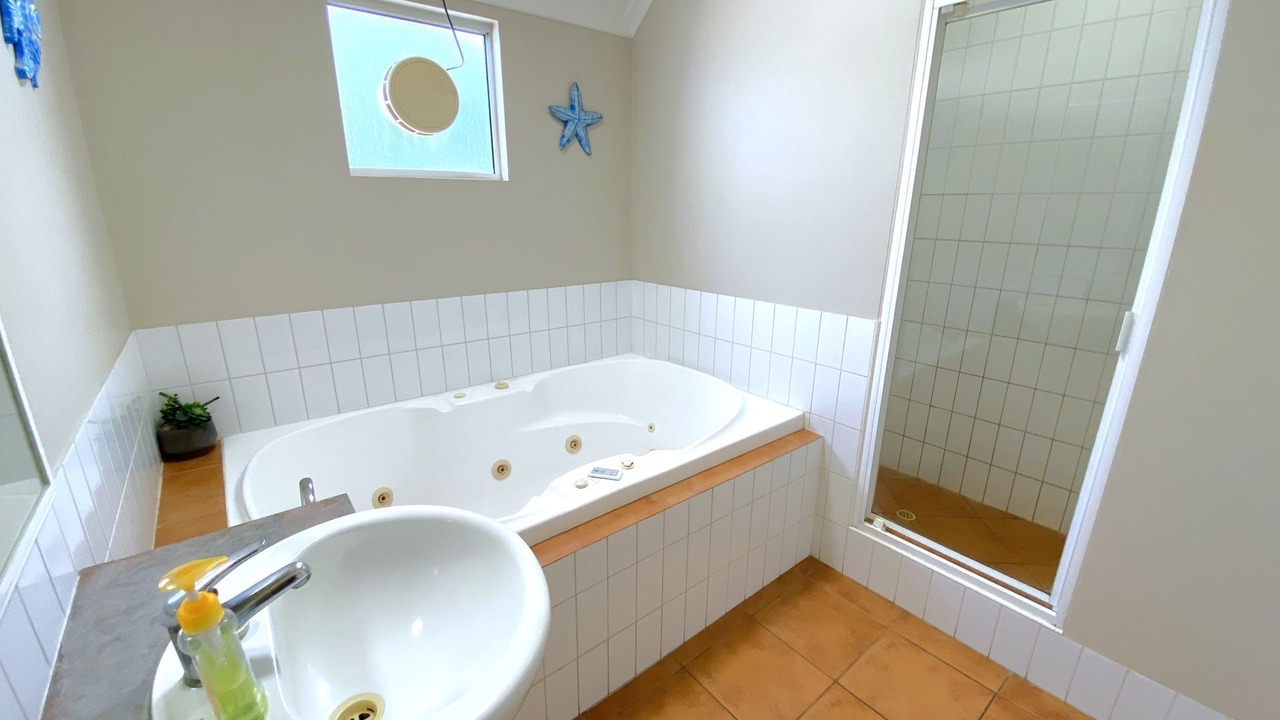 Photo of Bathroom in Exmouth