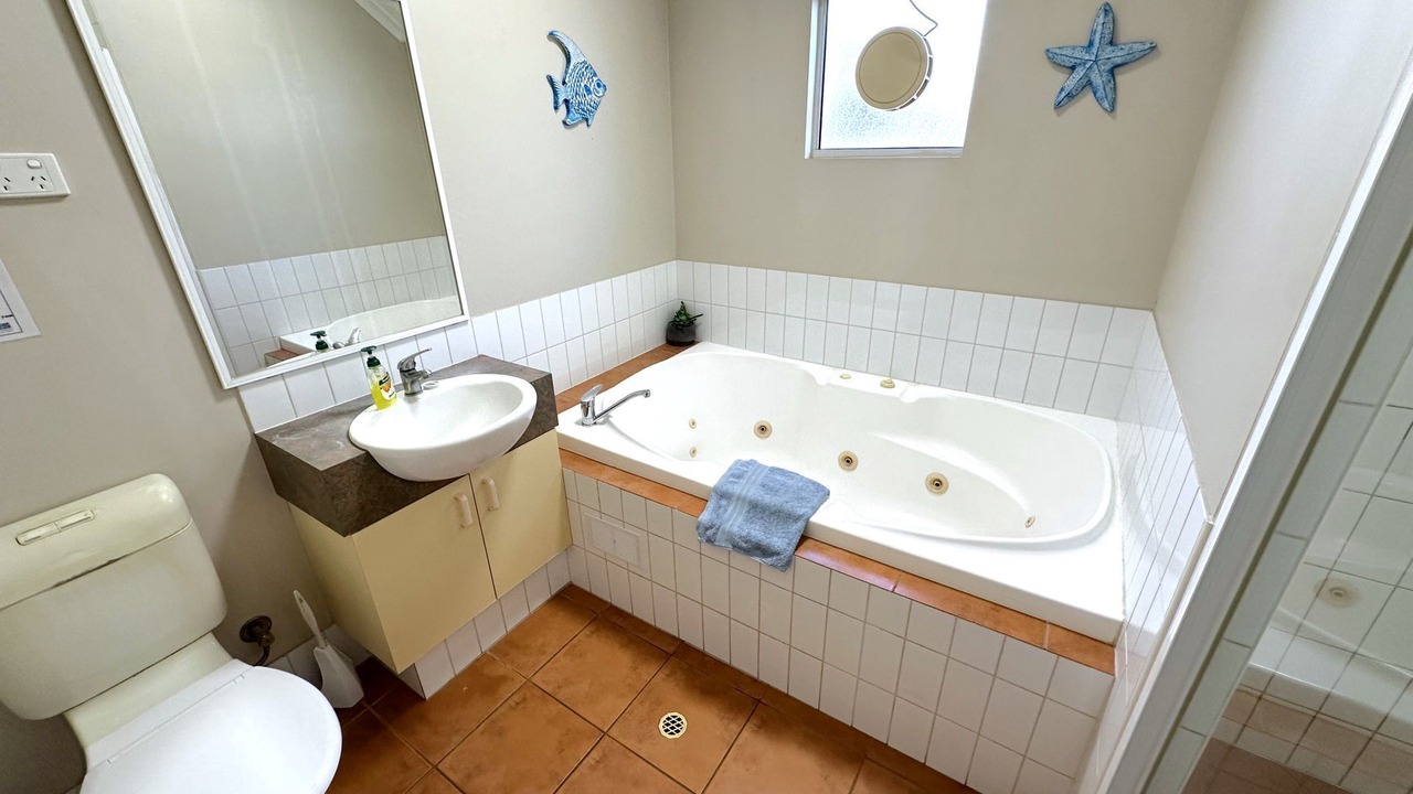 Photo of Bathroom in Exmouth