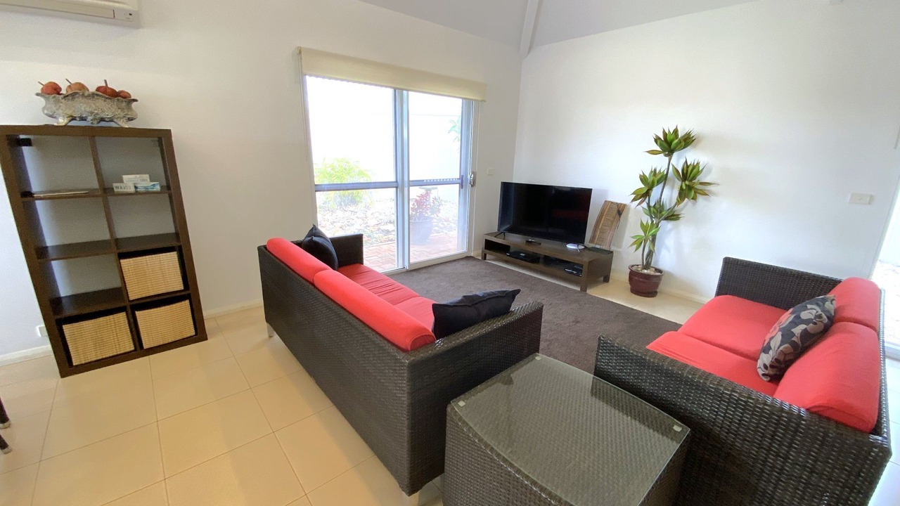 Photo of Livingroom in Exmouth