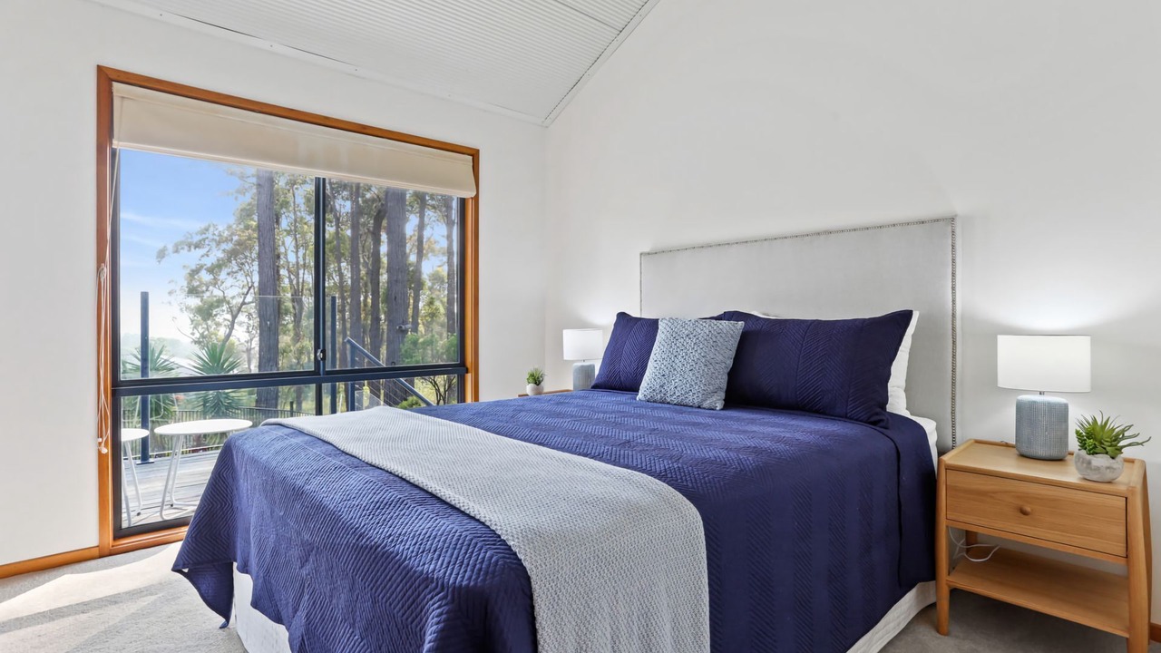 Photo of Bedroom in Tura Beach