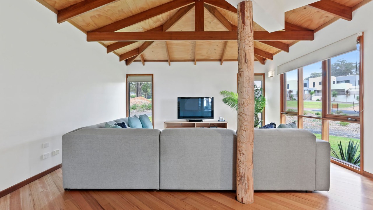 Photo of Livingroom in Tura Beach
