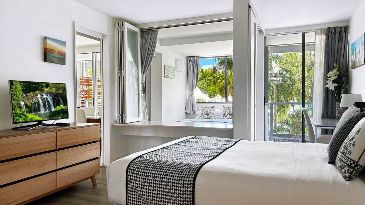 Photo of Bedroom in Palm Cove
