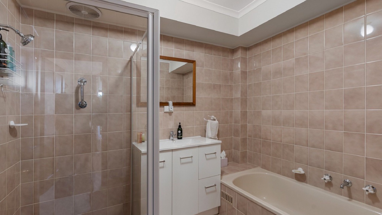 Photo of Bathroom in Encounter Bay