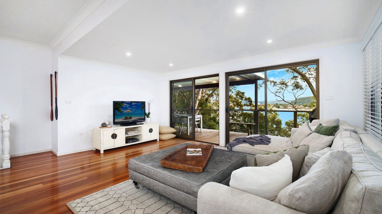 Photo of Livingroom in Pretty Beach