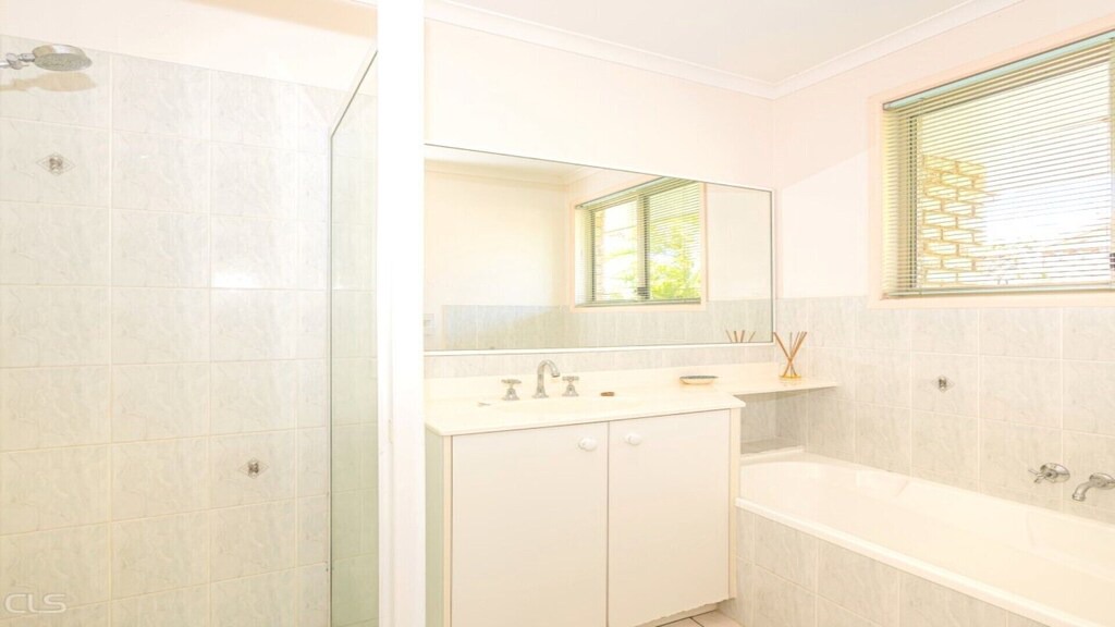 Photo of Bathroom in Banksia Beach