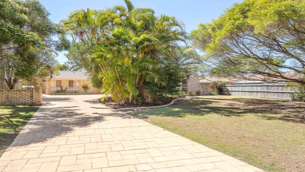 Photo of Others in Banksia Beach