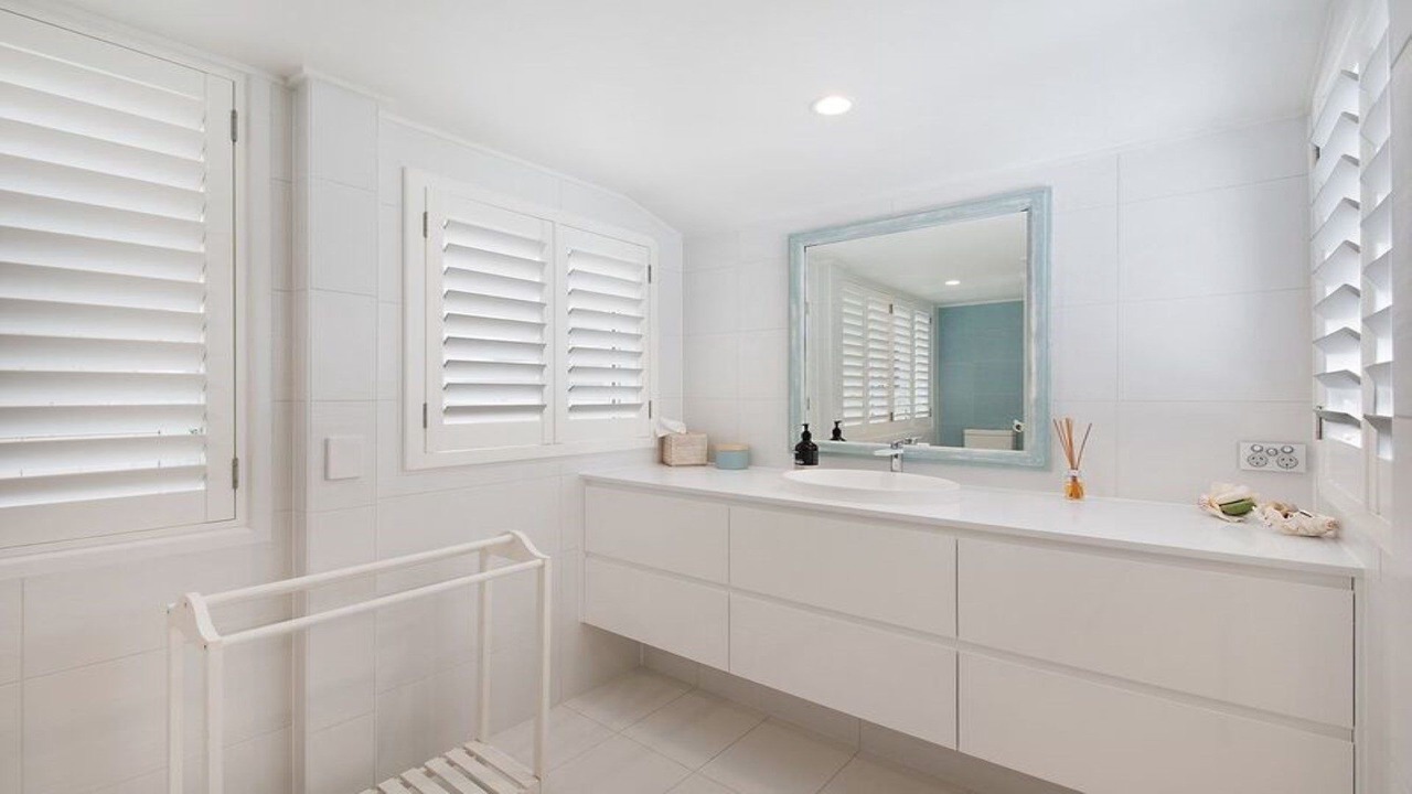 Photo of Bathroom in Moffat Beach