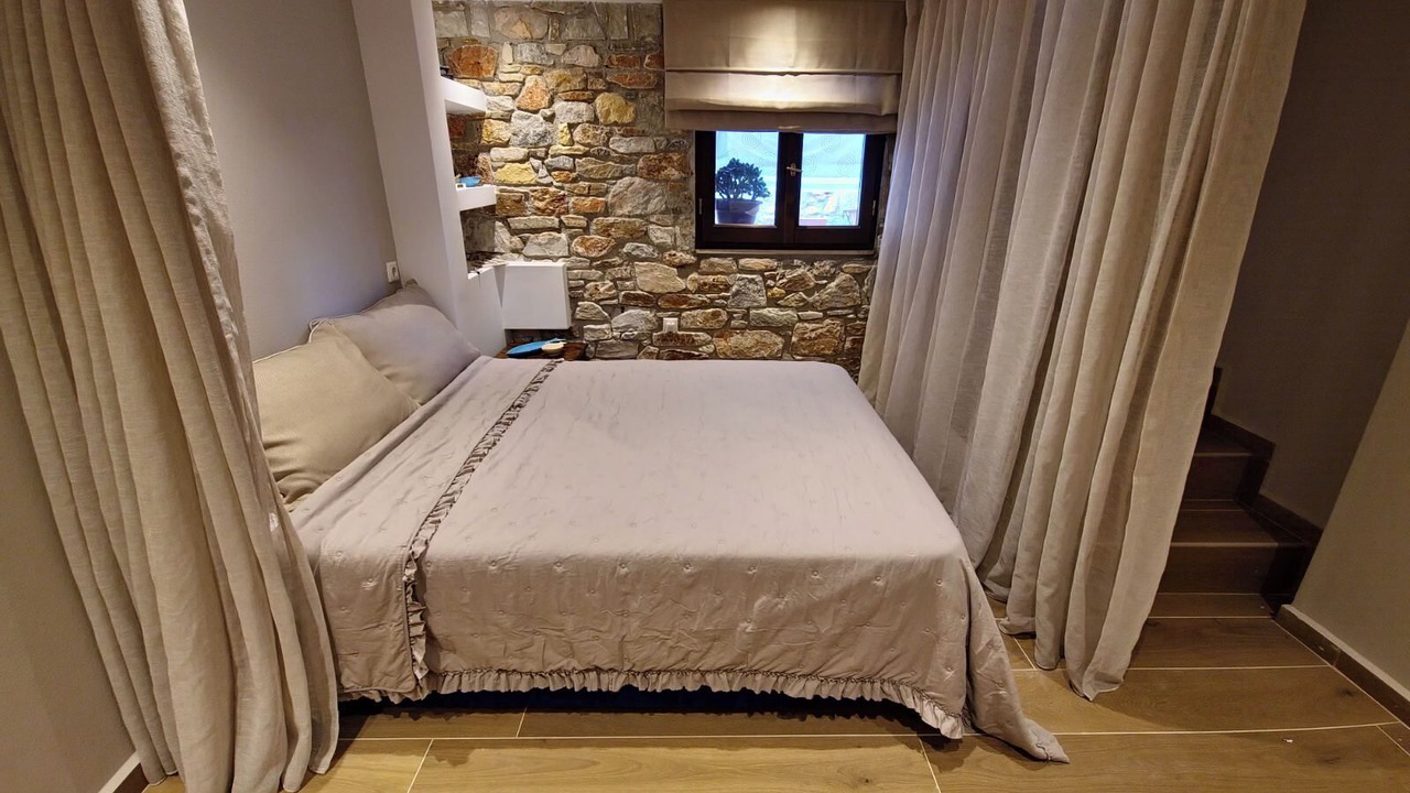 Photo of Bedroom in Megas Gialos