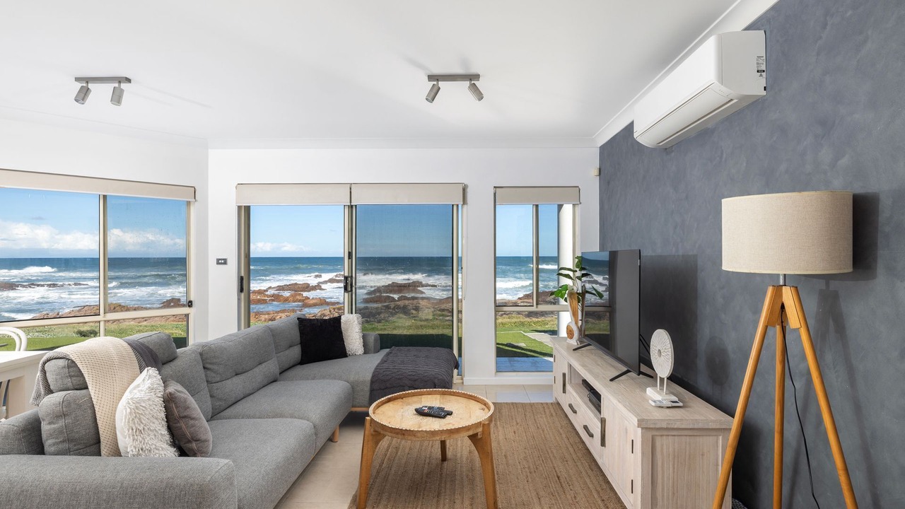 Photo of Livingroom in Anna Bay