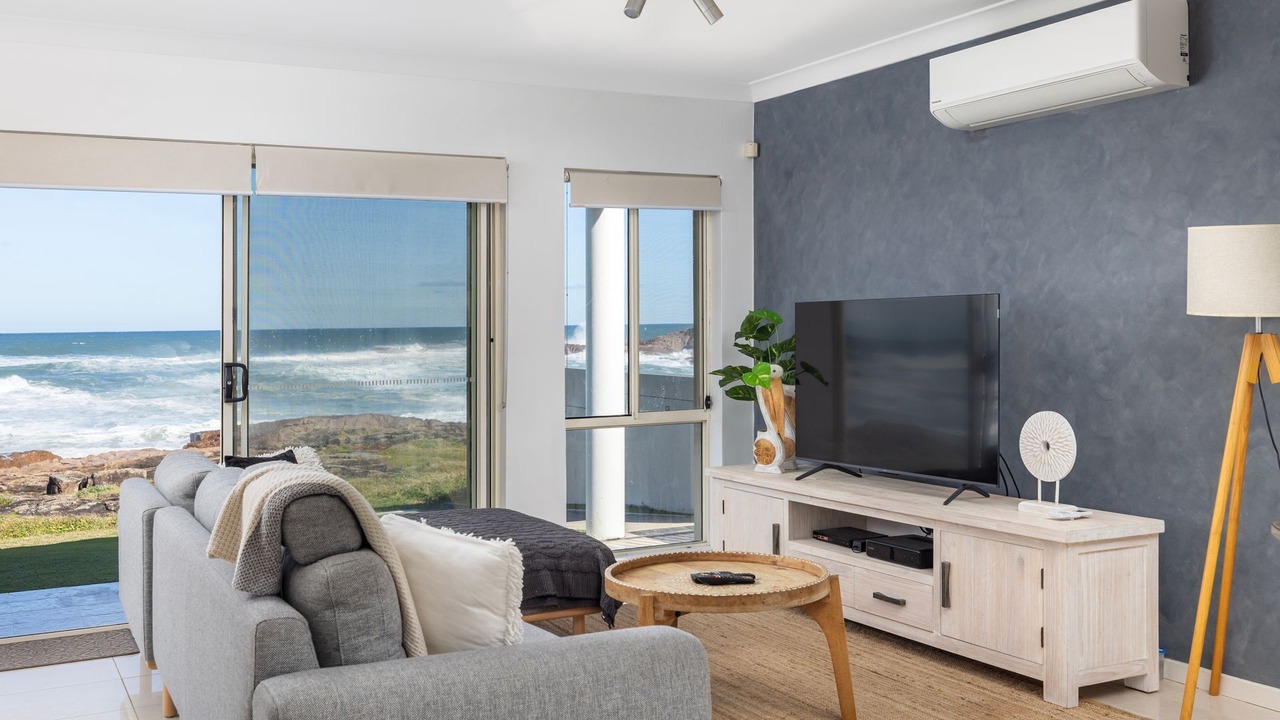 Photo of Livingroom in Anna Bay