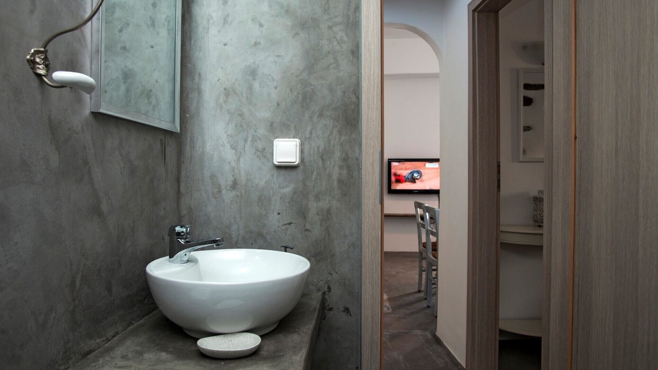 Photo of Bathroom in Parikia