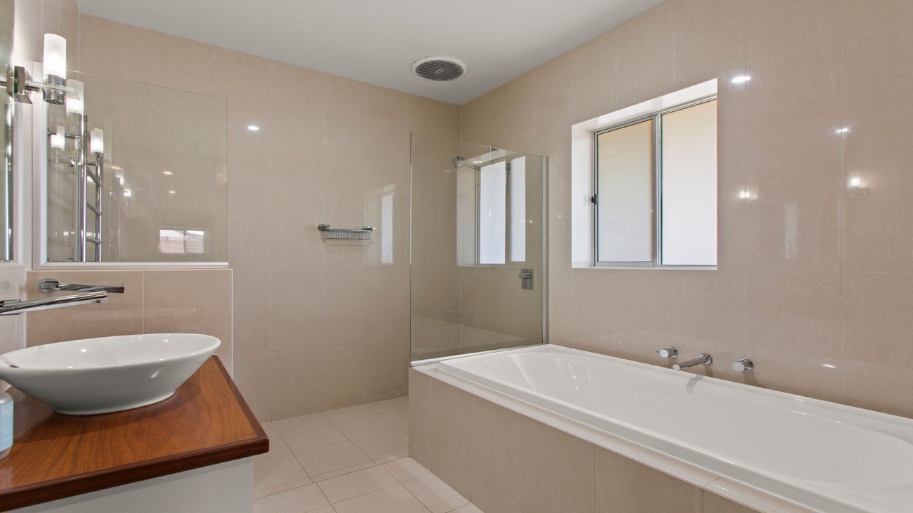 Photo of Bathroom in Lake Wangary