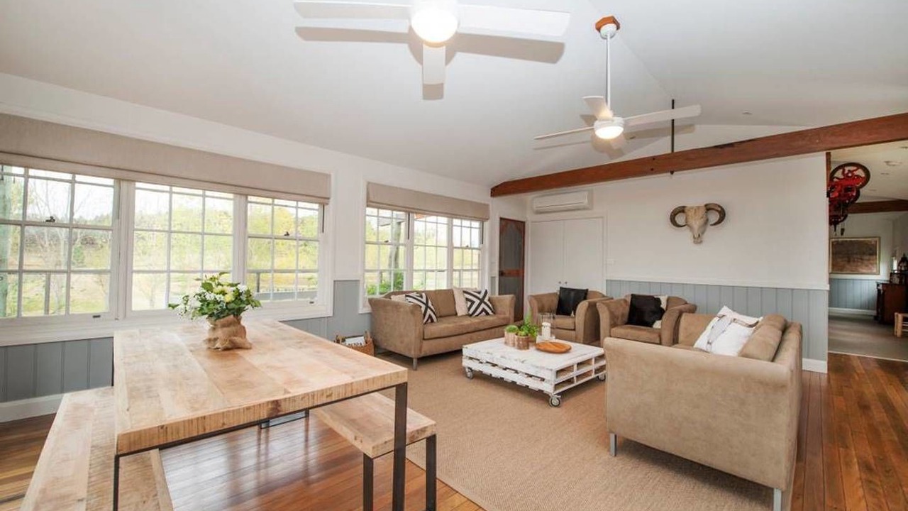 Photo of Livingroom in Eurunderee
